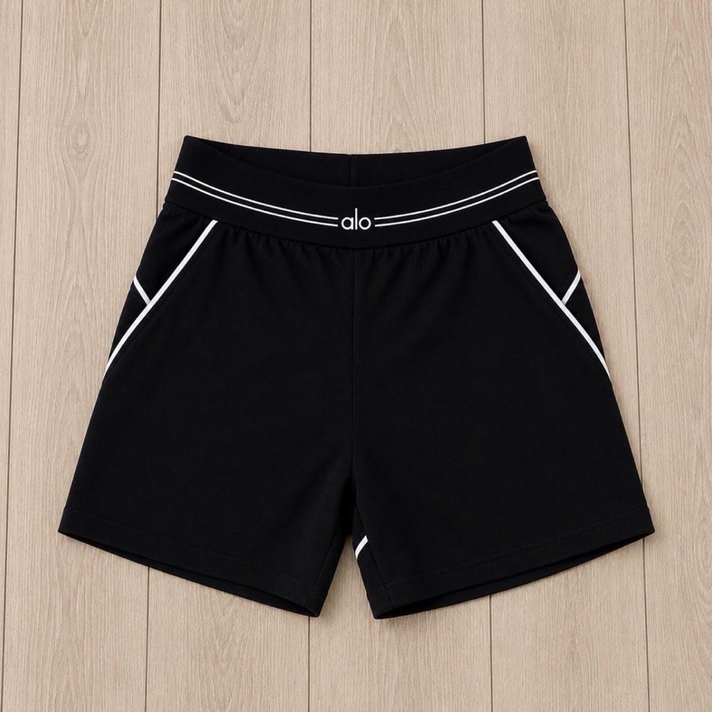 ALO Yoga Black Sports Bra and Shorts Set with White Piping - Picture 3 of 3